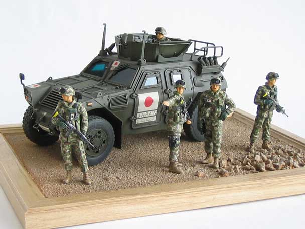 1/35 陸上自衛隊軽装甲機動車 イラク派遣仕様